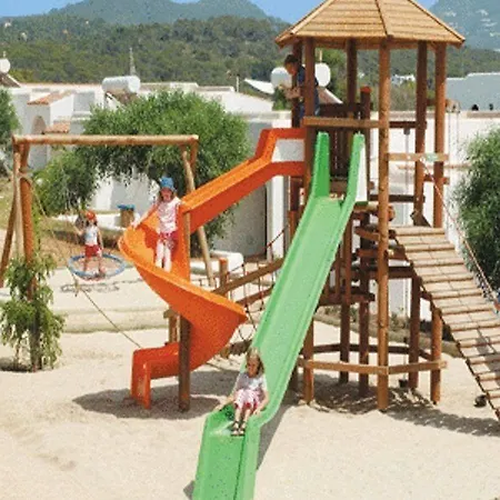 Club Calimera Delfin Playa Cala Tarida (Ibiza)
